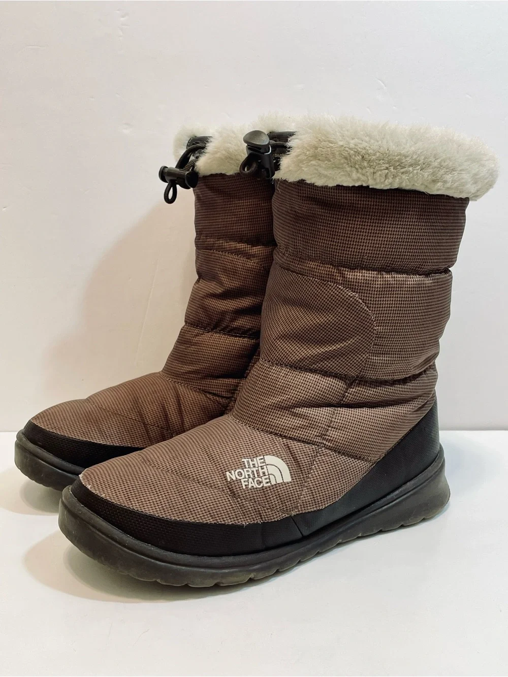 The North Face Nuptse Bootie Fur IV Brown and Black - Faux Fur Lining - Size 7